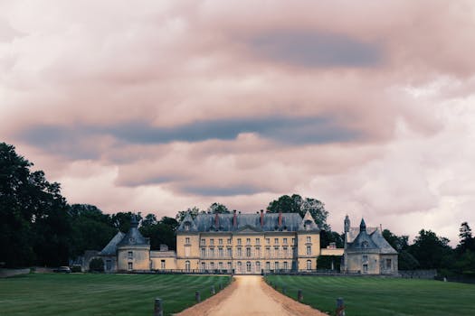 Luxury Unveiled at Crestmoon Chateau