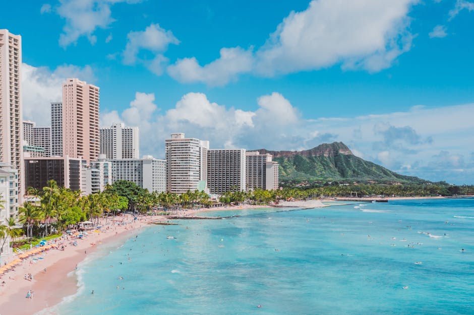 Hawaii Ocean Hotels With Fire Walls and Palm Decks