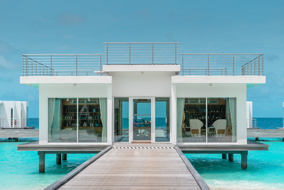 Maldives Floating Hotels With Coral Roofs and Lagoon Floors
